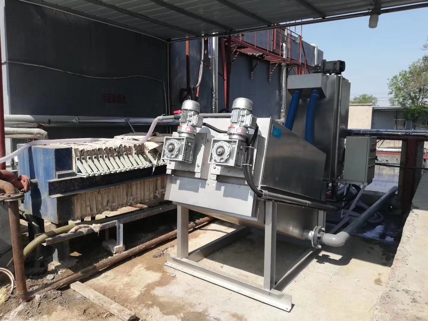 疊螺機(1) 疊螺機(1)